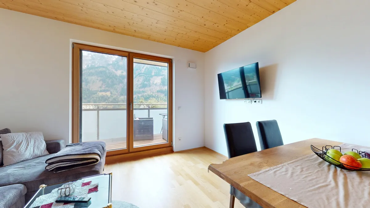 INVESTMENT - Kleine aber feine 2-Zimmer-Balkonwohnung in ruhiger und idyllischer Lage in Goldegg – pohled 3
