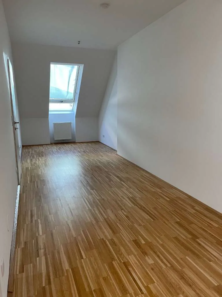 Hippe neuwertige Dachgeschosswohnung in der Grazer Innenstadt(5333) - Widok 2