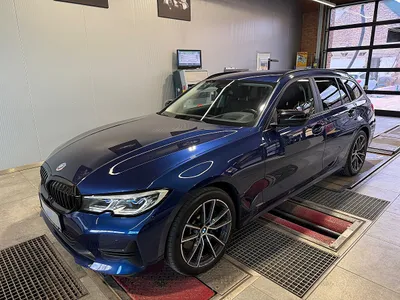 BMW 3er-Reihe 330d Touring Aut. Sport ** TOP Zustand **