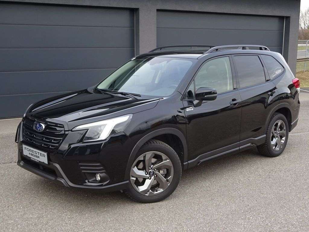 Subaru Forester 2,0i e-Boxer Black Edition Topmodell !! SUV / Geländewagen