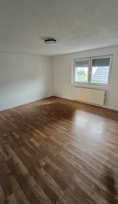 4-Zimmer-Wohnung mieten in Braunau am Inn – 100 m², € 1.120 – Bild 2 von 12
