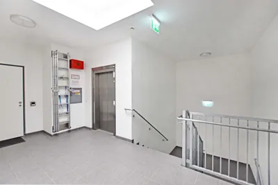 Gewerbeimmobilie mieten in Mödling – 43 m², € 11 – Bild 2 von 3