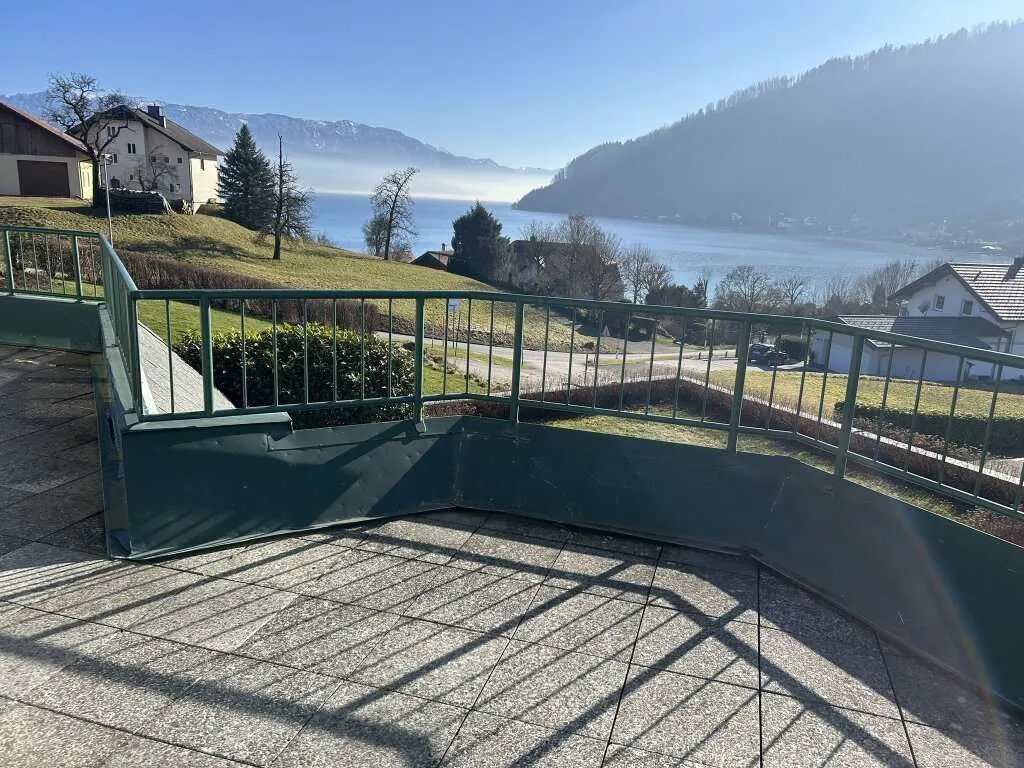 Großzügiges Einfamilienhaus in Seewalchen am Attersee (Buchberg), inkl. Kamin & Fußbodenheizung! - Ansicht 2