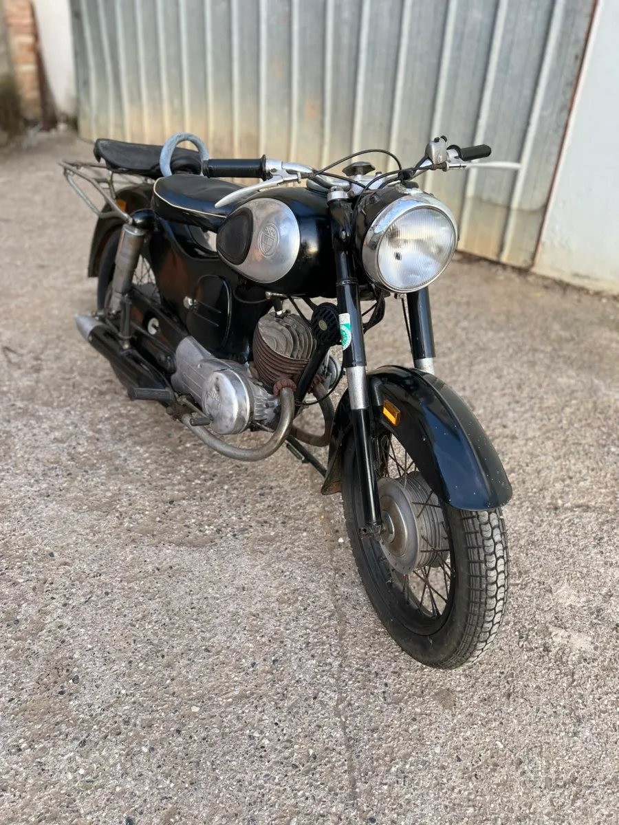 Puch 175