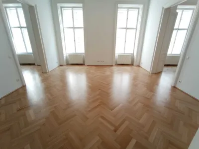 Arbeiten und Wohnen unter eine Dach ! Stilvolle Altbauwohnung ( 5 Zimmer ) mitten im 1. Bezirk Wien – Bild 2