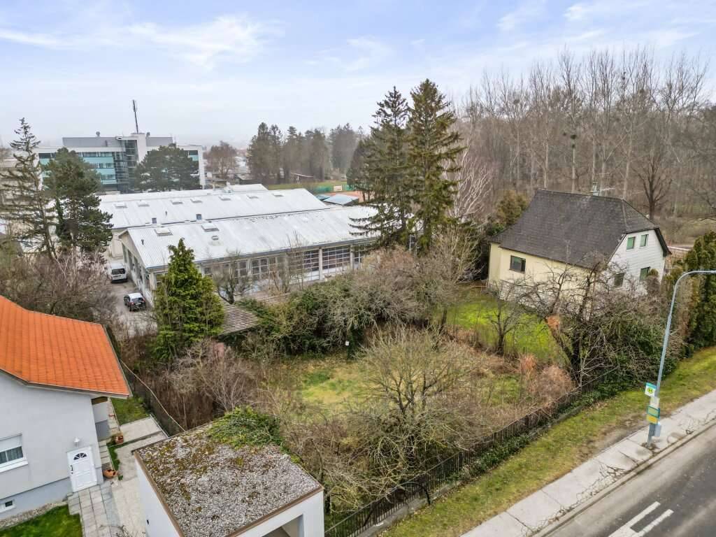 Sanftes Hanggrundstück mit Potential - Für Ihr Zuhause oder Bauträgerentwicklung - Ansicht 3