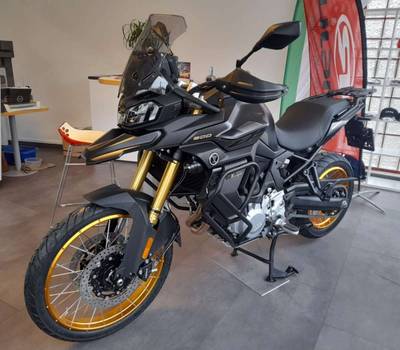 Voge Valico 900i DSX