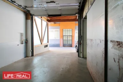 Gewerbeimmobilie mieten in Vöcklabruck – 390 m², € 2.796 – Bild 2 von 10