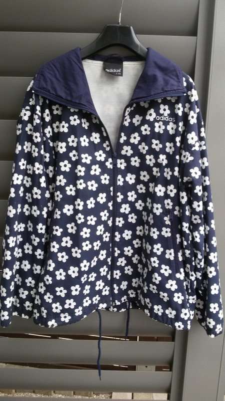 Gr.38 Adidas Sommer Ubergangs Jacke blau weiBe Blumen Sportjacke