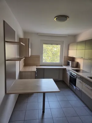 Ruheoase beim Schloss Schönbrunn: Helle 3-Zimmer-Wohnung in Top-Lage (1140 Wien)
