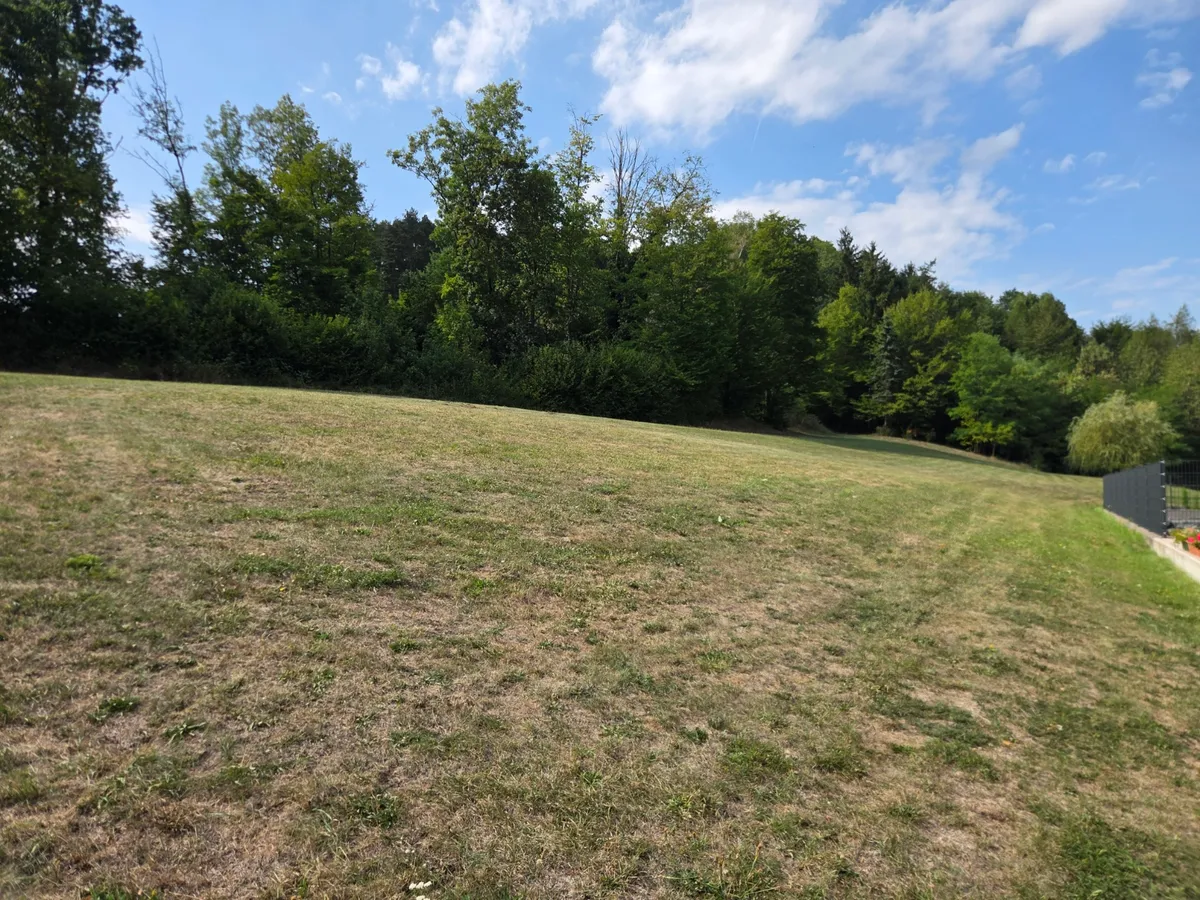 Baugrund mit Burgblick - 783 m² in Sackgassenlage, Kirchschlag/ Bucklige Welt - Ansicht 2