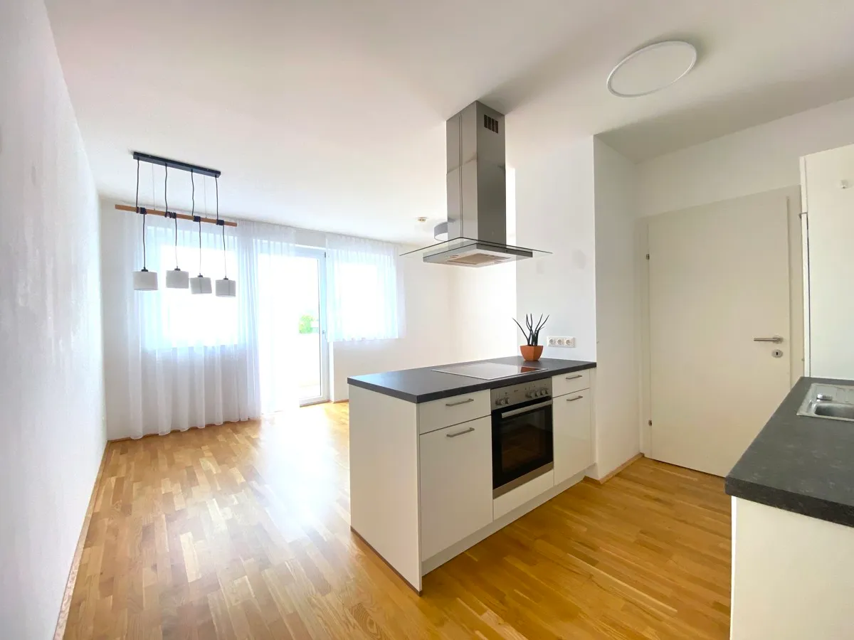 TOP Wohnung im obersten Stock - 2 Terrassen, Lift, hochwertige Küche - Tiefgaragenstellplatz! - Ansicht 2