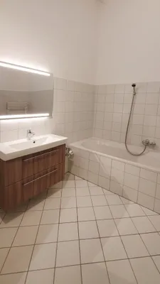 2-Zimmer-Wohnung mieten in Hallein – 75 m², € 1.198 – Bild 6 von 9