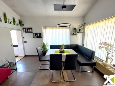 6-Zimmer-Haus kaufen in Linz Land – 220 m², € 435.000 – Bild 6 von 11