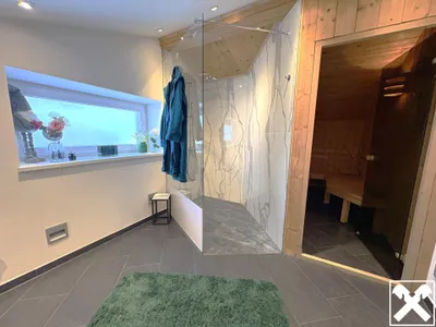 6-Zimmer-Haus kaufen in Linz Land – 220 m², € 435.000 – Bild 9 von 11