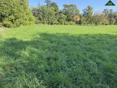 Grundstück kaufen in Mödling – 1 010 m², € 220.000 – Bild 2 von 3