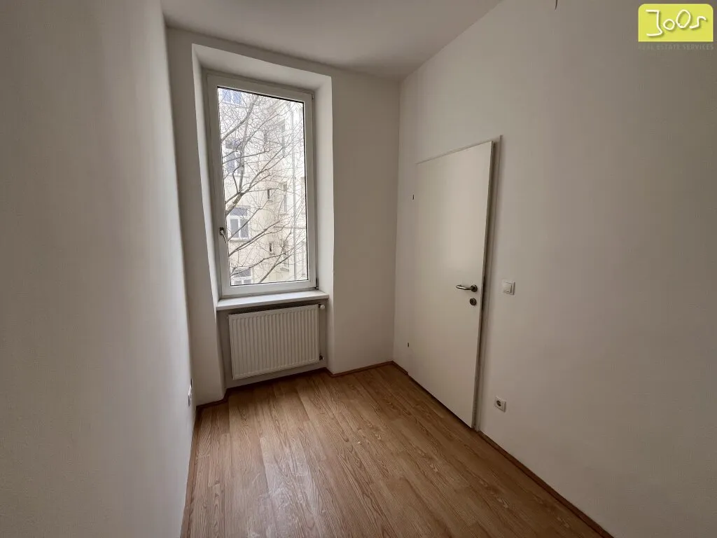 Ruhige 1,5 Zimmerwohnung bei Matznerpark in schönem Altbau – pohled 3