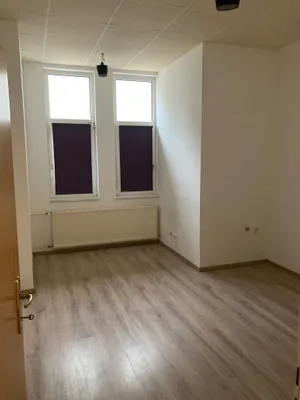1-Zimmer-Wohnung mieten in Mistelbach – 43 m², € 435 – Bild 1 von 4