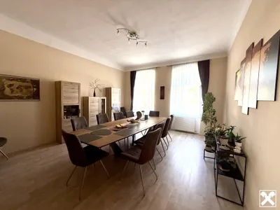 8-Zimmer-Haus kaufen in Hollabrunn – 201 m², € 649.000 – Bild 4 von 23