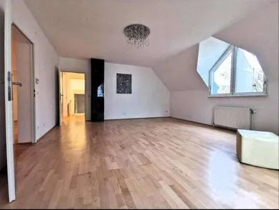 Extravagante 3 Zimmer Wohnung neu adaptiert – Bild 3