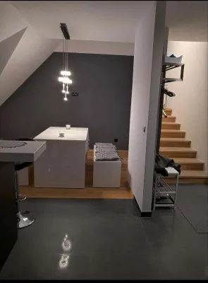 Extravagante 3 Zimmer Wohnung neu adaptiert – Bild 2