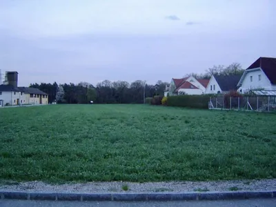 Grundstück kaufen in Amstetten – 1 051 m², € 224.000 – Bild 6 von 8