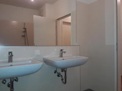 4-Zimmer-Wohnung mieten in Baden – 111,74 m², € 1.458 – Bild 10 von 11