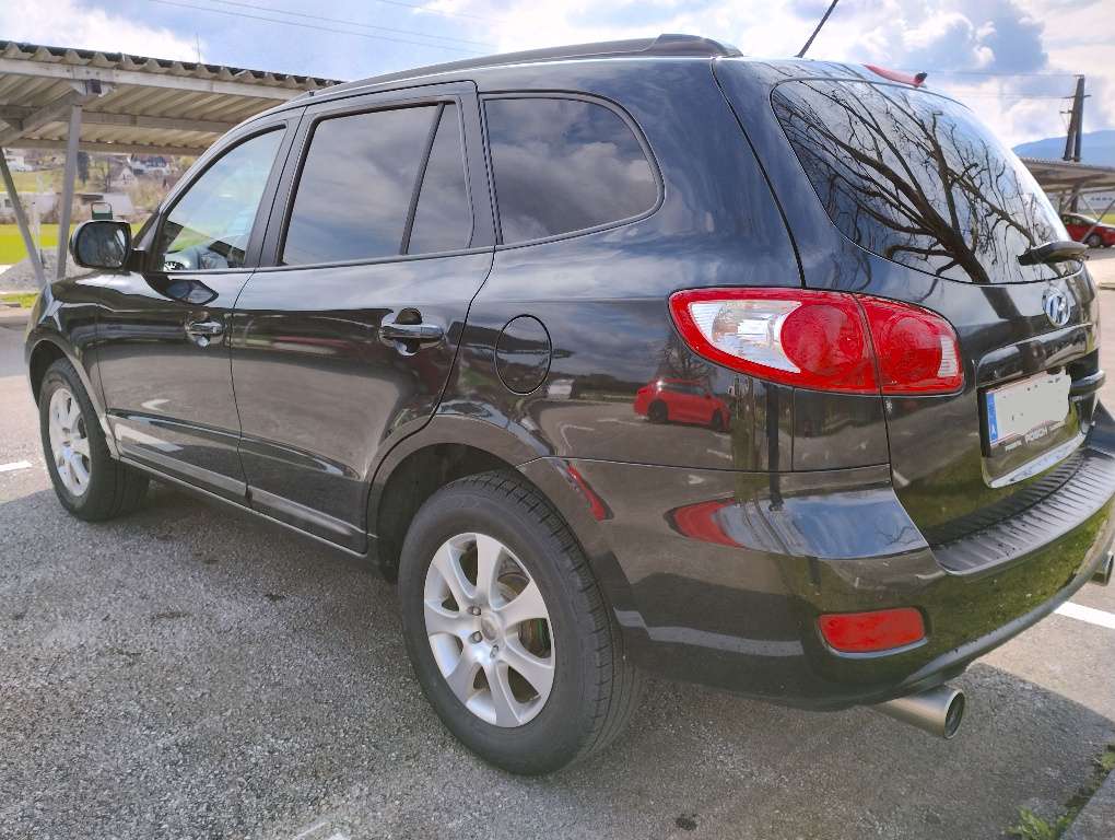 Hyundai Santa Fe 2,2 CRDi Premium 4WD Aut. DPF SUV / Geländewagen