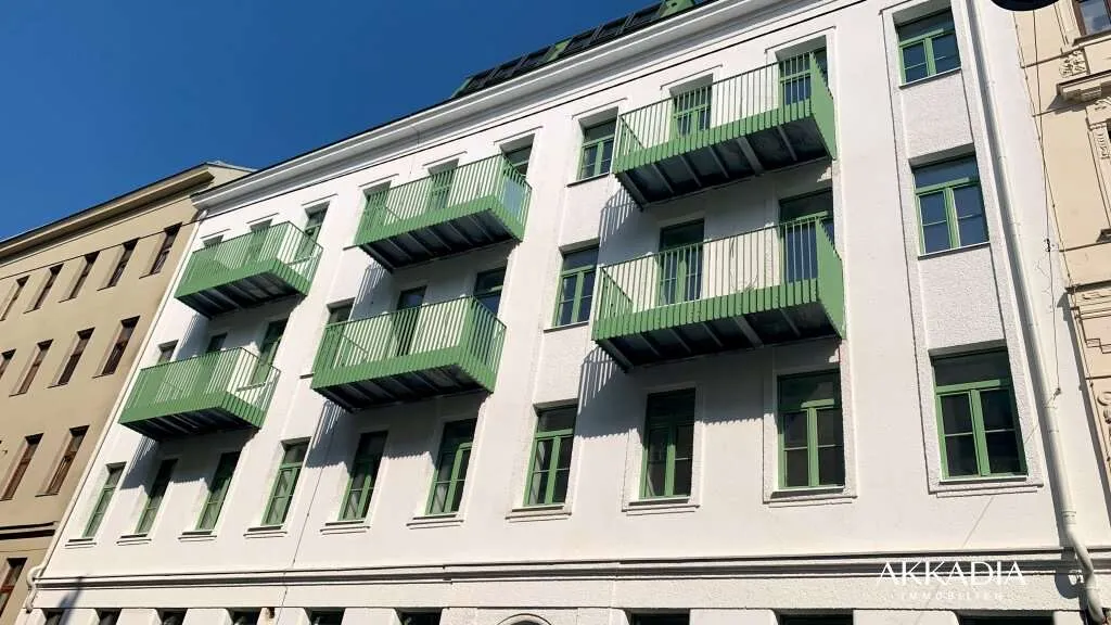 Sanierte Altbauwohnung mit darunterliegendem Atelier I Büro - Ansicht 3