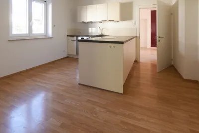 4-Zimmer-Wohnung mieten in Innsbruck-Land – 100 m², € 1.650 – Bild 4 von 9