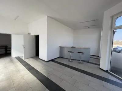 Gewerbeimmobilie mieten in Wiener Neustadt Land – 72 m², € 950 – Bild 3 von 14