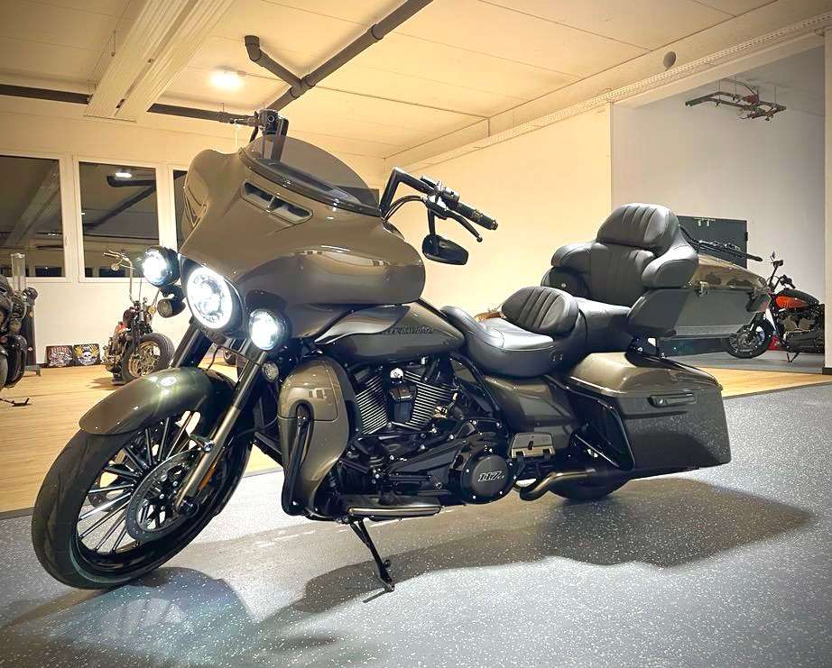 Harley-Davidson CVO Ultra Limited NEU Tourer