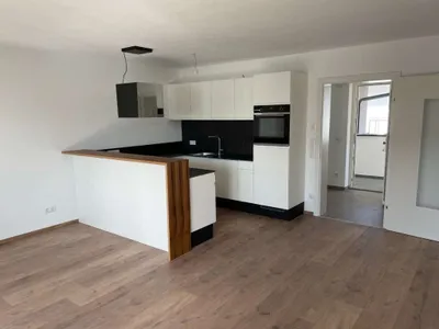 2-Zimmer-Wohnung mieten in Salzburg-Umgebung – 60 m², € 1.015 – Bild 1 von 3