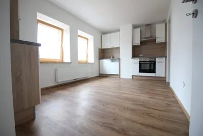 Wohnung mieten in Ried im Innkreis – 42 m², € 448 – Bild 1 von 4
