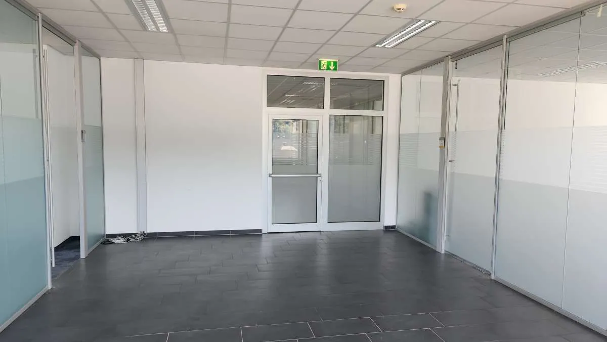 Moderne Büroflächen in bester Lage - nahe Haid Center & A1 - Ansicht 2