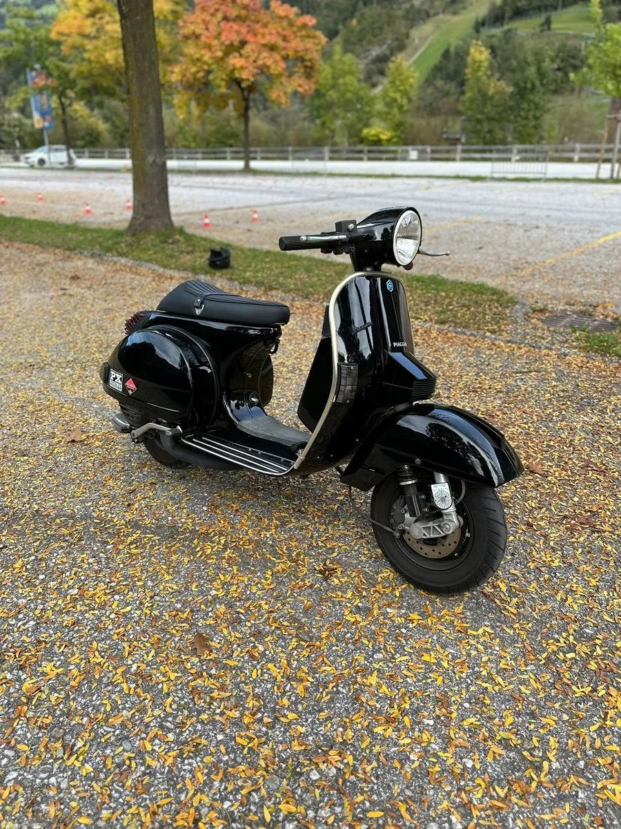 Vespa PX