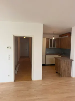 4-Zimmer-Wohnung mieten in Linz Land – 121 m², € 1.560 – Bild 4 von 22