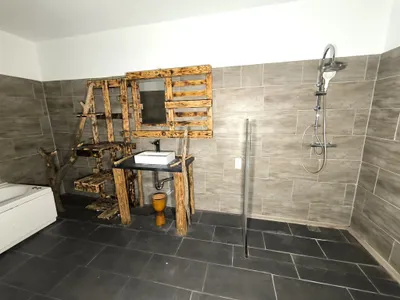 7-Zimmer-Wohnung kaufen in Völkermarkt – 254 m², € 275.000 – Bild 23 von 26