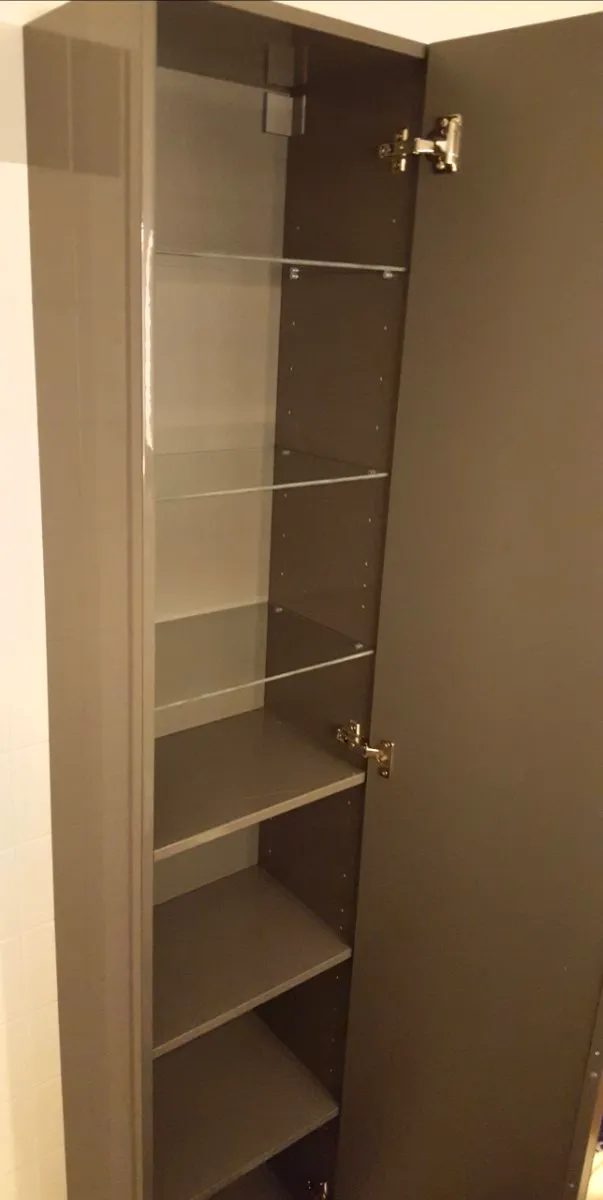 IKEA GODMORGON Hochschrank - Dunkelgrau Hochglanz, € 100,- (7083 Purbach am Neusiedler See)
