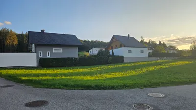 Grundstück kaufen in Gmunden – 730 m², € 219.000 – Bild 2 von 4