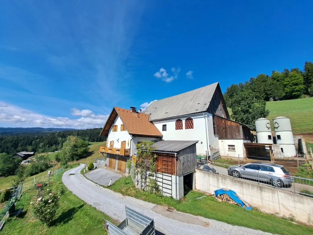 Tolle Landwirtschaft in herrlicher Aussichtslage - Ansicht 3