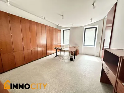 6-Zimmer-Gewerbeimmobilie mieten in Wien – 253 m², € 3.938