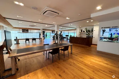 Gewerbeimmobilie kaufen in Salzburg-Umgebung – 253 m², € 660.000 – Bild 2 von 12