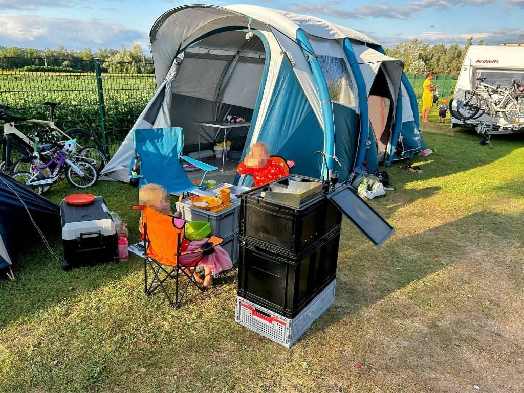 Decathlon Quechua Air Seconds Family 6.3 XL - 6-Pers. Luftzelt  (aufblasbares Zelt) - neuwertig,  580,- (4048 Puchenau) - willhaben