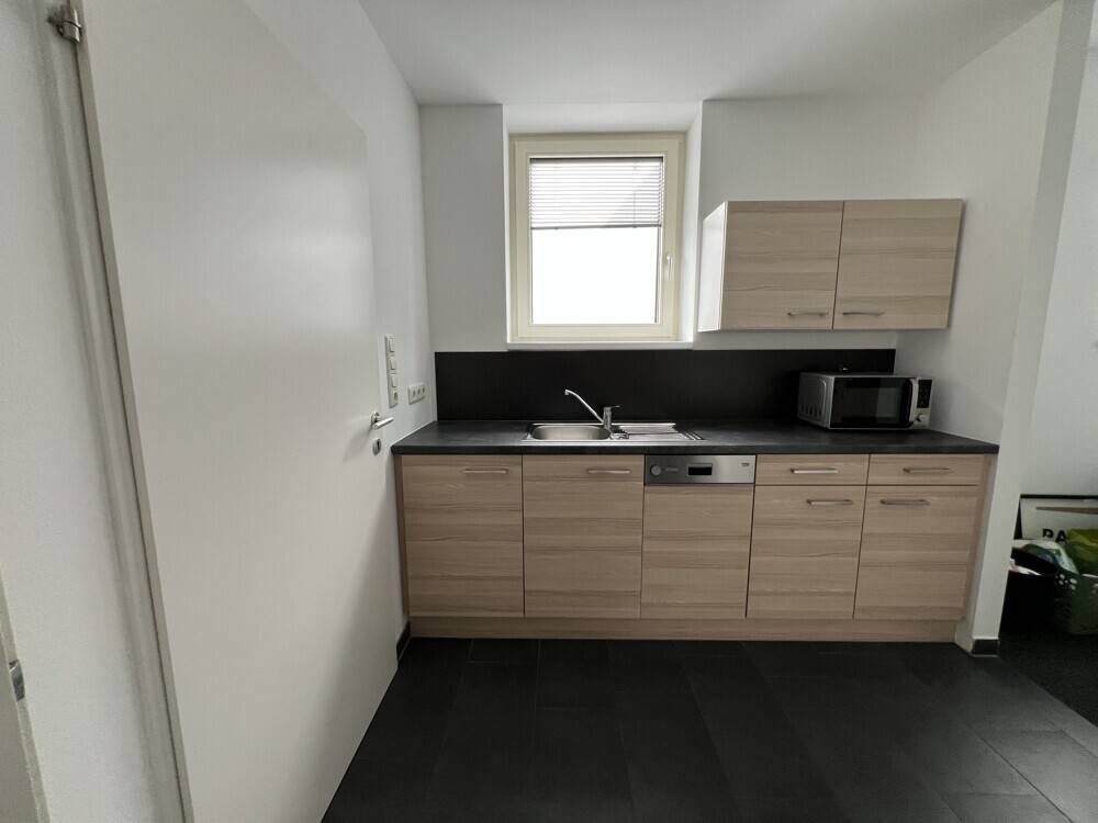 Büro in Straßgang mit Stellplätzen - Ansicht 3