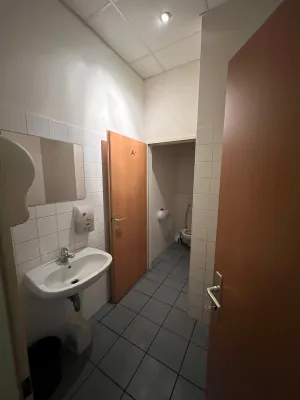 Gewerbeimmobilie mieten in Linz – 208 m², € 4.150 – Bild 12 von 13