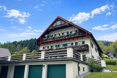 3-Zimmer-Wohnung mieten in Vöcklabruck – 115 m², € 1.900 – Bild 1 von 21