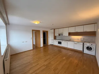 1-Zimmer-Wohnung mieten in Salzburg-Umgebung – 30 m², € 880 – Bild 2 von 19