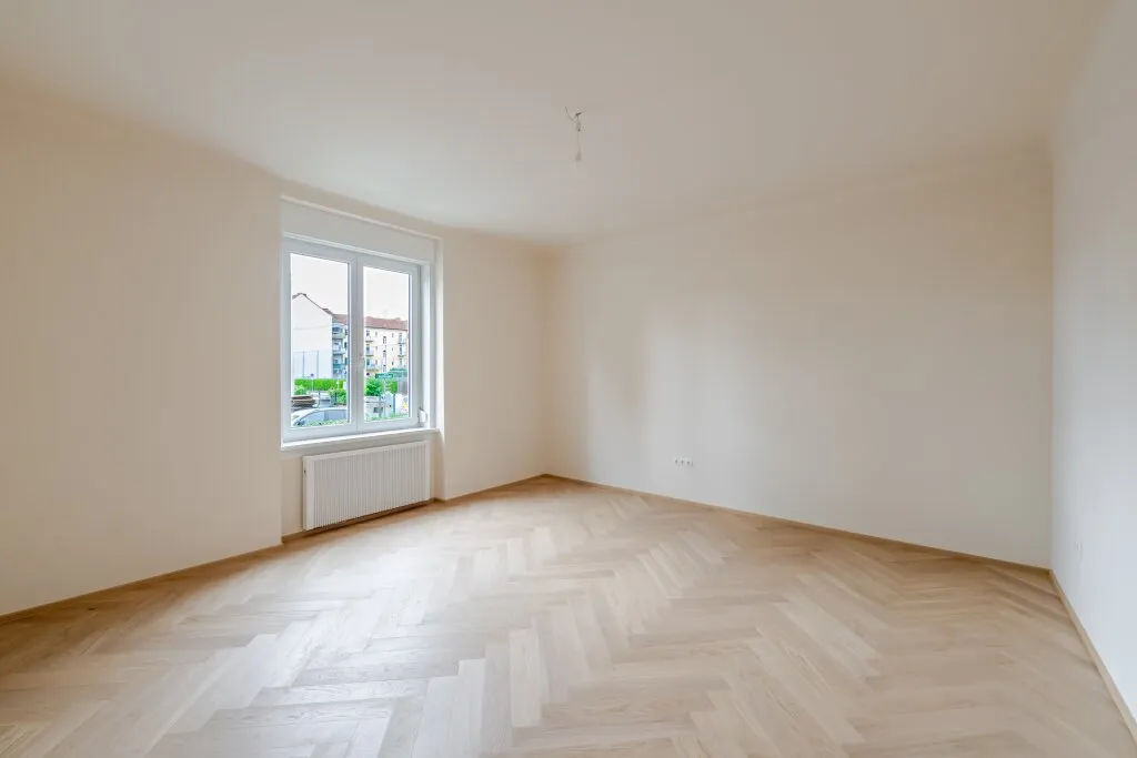 Hochwertig saniertes Altbaubüro mit Loggia in Bestlage - Ansicht 2