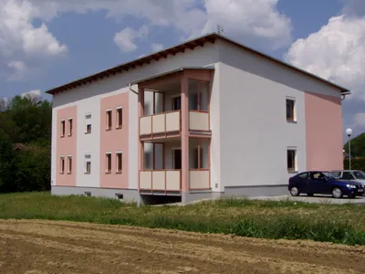 4-Zimmer-Wohnung mieten in Jennersdorf – 93,85 m², € 788 – Bild 2 von 2